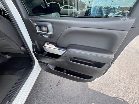 Used 2018 Chevrolet Silverado 1500 LT w/ All Star Edition AWD/4WD image 30