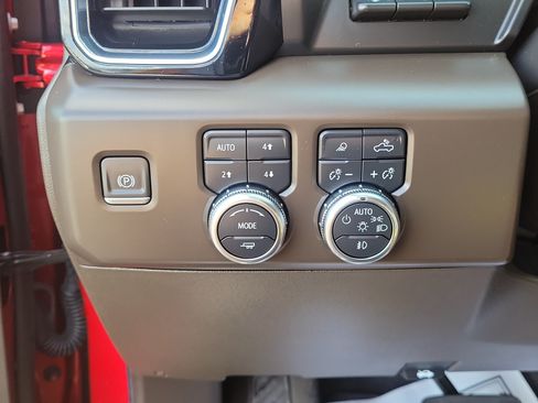 Used 2024 GMC Sierra 1500 Denali w/ Denali Reserve Package AWD/4WD image 20