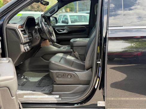 Used 2021 Chevrolet Suburban High Country image 46