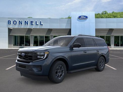 New 2026 Ford Expedition Active image 1