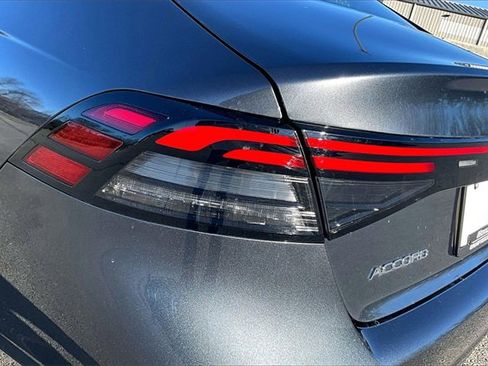 Used 2025 Honda Accord SE image 22