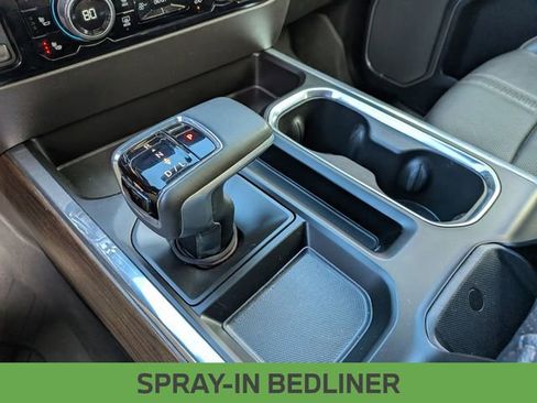 Used 2023 Chevrolet Silverado 1500 High Country w/ Technology Package image 20