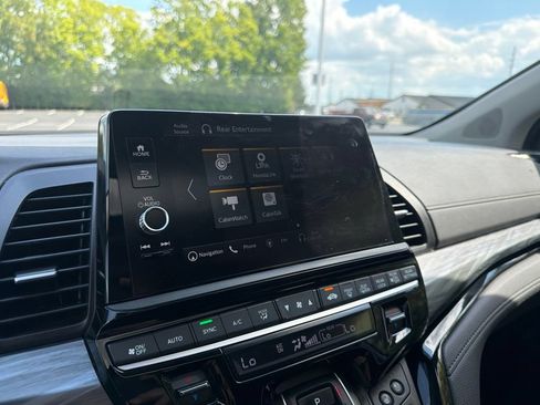 Certified 2025 Honda Odyssey Elite image 33