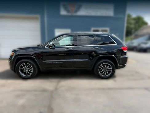 Used 2019 Jeep Grand Cherokee Limited AWD/4WD image 3