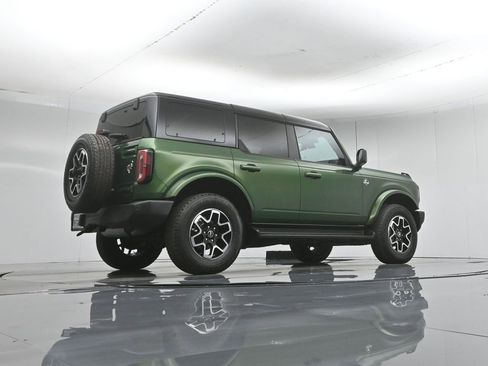 Certified 2025 Ford Bronco Outer Banks AWD/4WD image 51