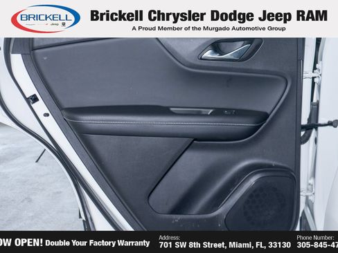 Used 2025 Chevrolet Blazer LT FWD image 11