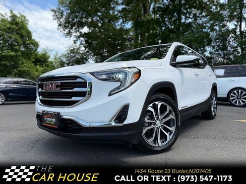Used 2021 GMC Terrain SLT w/ Infotainment Package II AWD/4WD image 2