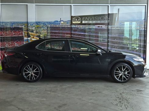 Certified 2024 Toyota Camry SE w/ Cold Weather Package image 4