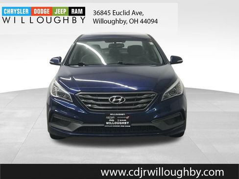 Used 2017 Hyundai Sonata Sport w/ Cargo Package image 2