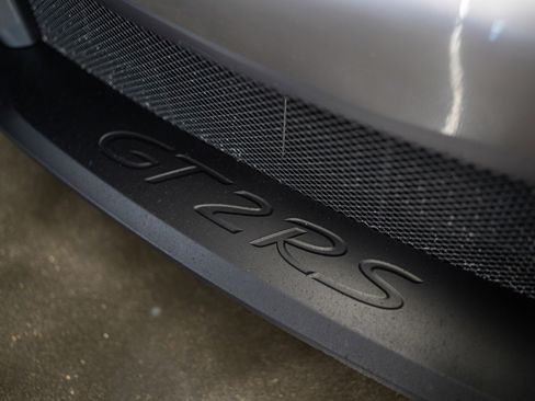 Used 2018 Porsche 911 GT2 RS image 35