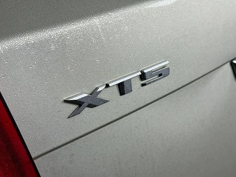 Used 2016 Cadillac XTS Luxury image 7