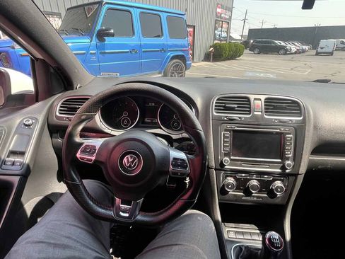 Used 2010 Volkswagen GTI 2-Door FWD image 8
