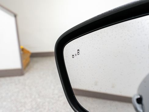 Used 2024 Ford Escape ST-Line image 13