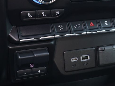 Used 2023 GMC Sierra 3500 AT4 w/ Gooseneck/5TH Wheel Package AWD/4WD image 29