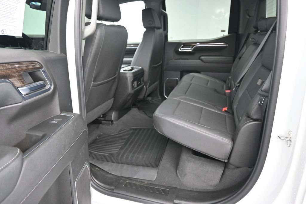 Used 2024 Chevrolet Silverado 1500 RST w/ All Star Edition Plus AWD/4WD image 17