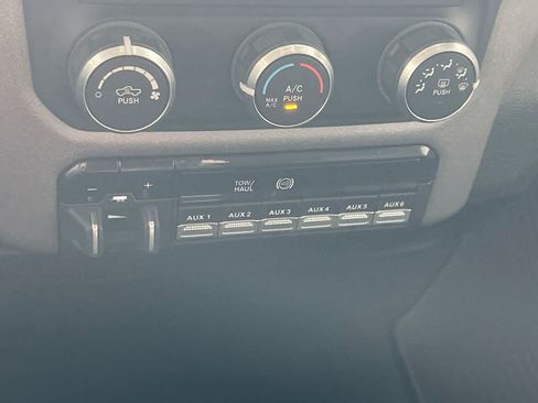 Used 2020 RAM 2500 Tradesman AWD/4WD image 19