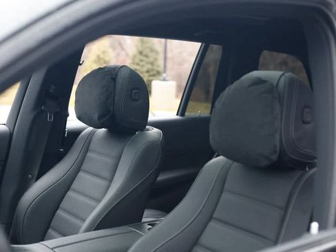 New 2026 Mercedes-Benz GLS 450 4MATIC image 15