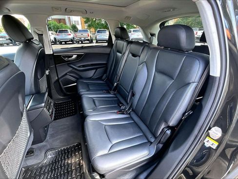 Used 2022 Audi Q7 3.0T Premium Plus AWD/4WD image 24