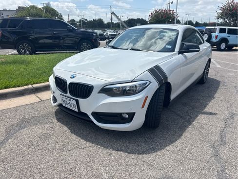 Used 2016 BMW 228i Coupe RWD image 2