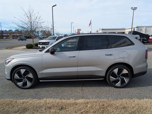 New 2025 Volvo EX90 Ultra image 7