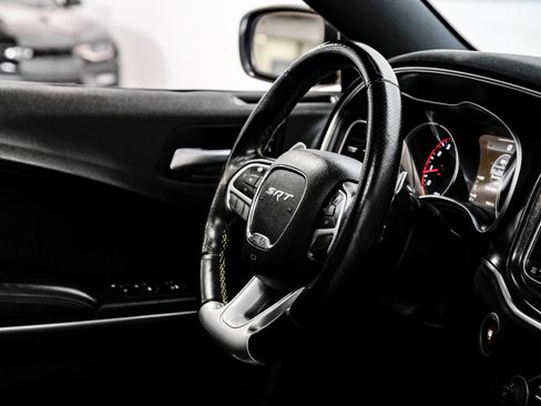 Used 2016 Dodge Charger SRT w/ Harman/Kardon Audio Group RWD image 18