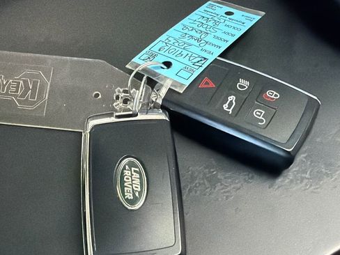 Used 2024 Land Rover Range Rover Sport SE image 36