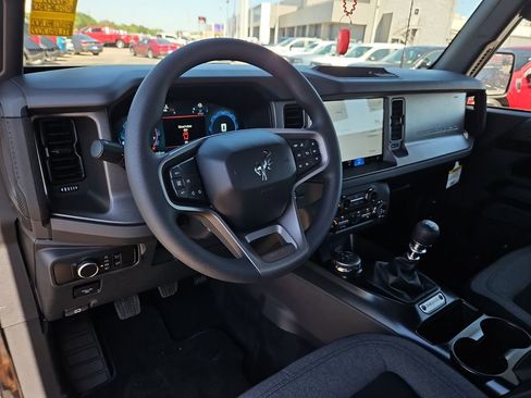 New 2026 Ford Bronco 2-Door AWD/4WD image 20