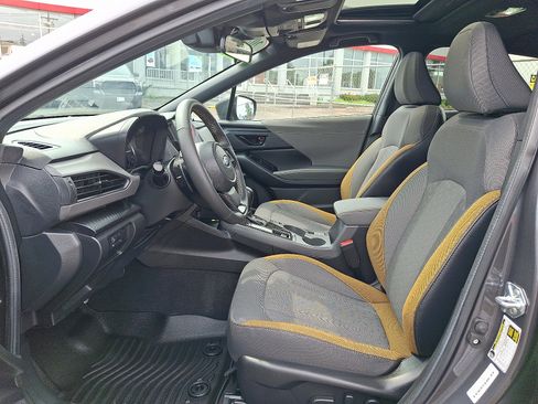 Used 2025 Subaru Crosstrek 2.5i Sport AWD/4WD image 14