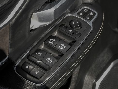 Used 2023 RAM 3500 Laramie w/ Night Edition image 39