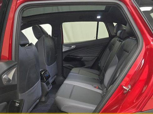 Used 2024 Volkswagen ID.4 S image 12