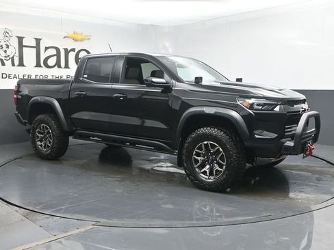 New 2026 Chevrolet Colorado ZR2 w/ Off-Road Front Bumper Package AWD/4WD image 6