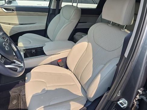 Used 2022 Hyundai Palisade SEL w/ 8P Bench Seat Package AWD/4WD image 11