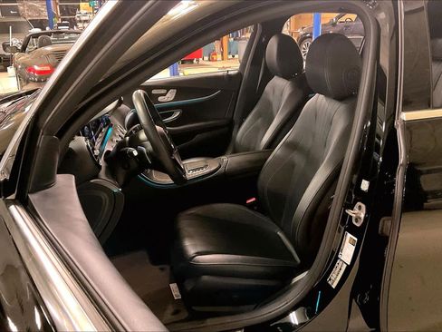 Used 2023 Mercedes-Benz E 350 Sedan image 7