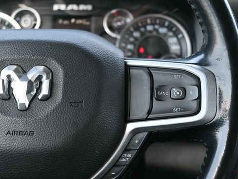 Used 2022 RAM 1500 Big Horn AWD/4WD image 8