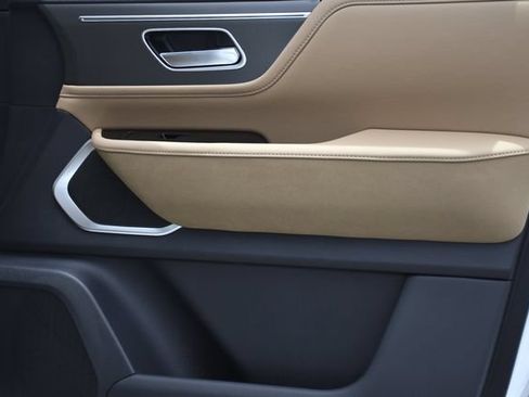 New 2026 INFINITI QX80 Luxe w/ Cargo Package RWD image 34