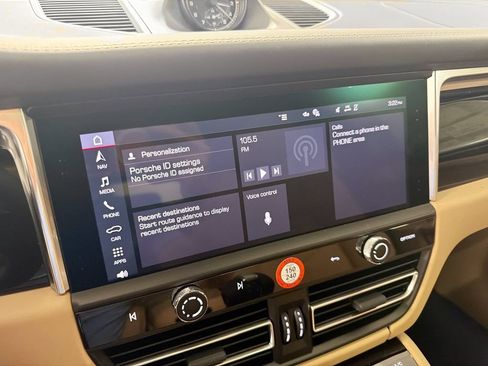 New 2026 Porsche Macan AWD/4WD image 16