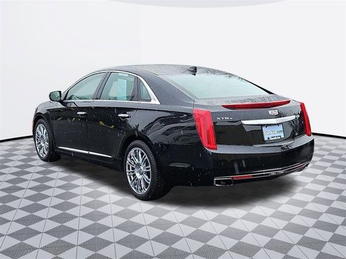 Used 2016 Cadillac XTS Luxury image 4