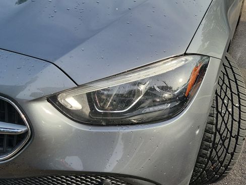 Used 2024 Mercedes-Benz C 300 Sedan image 4