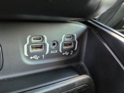 Used 2019 RAM 1500 Big Horn RWD image 20