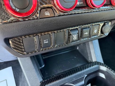 Used 2023 Toyota Tacoma TRD Off-Road AWD/4WD image 28