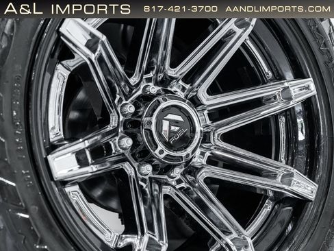 Used 2008 HUMMER H2 image 2