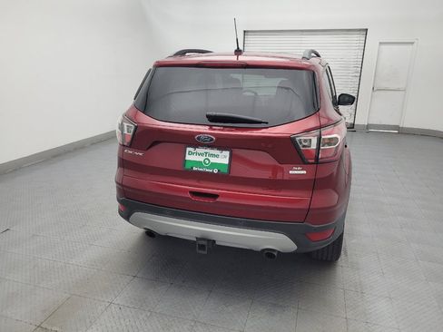Used 2017 Ford Escape SE w/ Equipment Group 201A FWD image 7