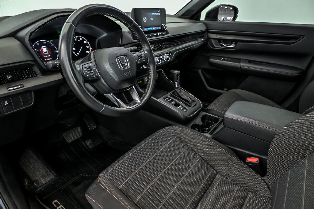Used 2023 Honda CR-V Sport image 11