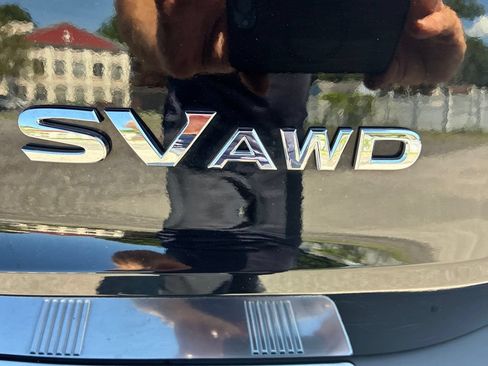 Used 2022 Nissan Rogue SV AWD/4WD image 31