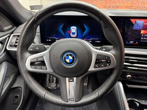 Certified 2022 BMW i4 eDrive40 w/ M Sport Package image 14