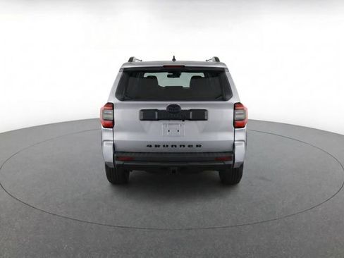 Used 2025 Toyota 4Runner SR5 AWD/4WD image 4