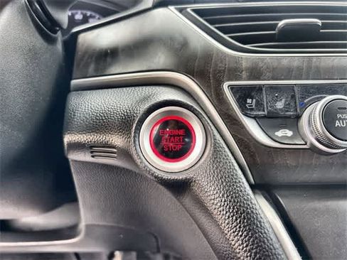Certified 2018 Honda Accord Touring image 28
