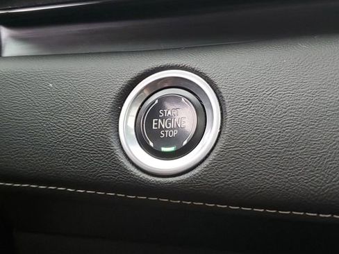 Used 2021 Cadillac Escalade Premium Luxury w/ Driver Assist Tech Package AWD/4WD image 22
