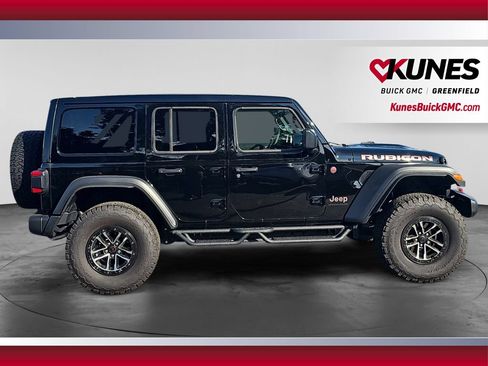 Used 2024 Jeep Wrangler Unlimited Rubicon w/ XTREMEE 35" Tire Package AWD/4WD image 12