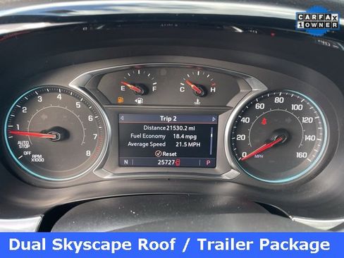 Used 2023 Chevrolet Traverse RS image 19